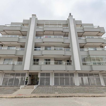 בומבינאס Excelente Apartamento A 2 Minutos Da Praia De Bombas מראה חיצוני תמונה